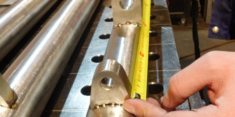 Ghid de evaluare pentru ofertele de confecții metalice la comandă